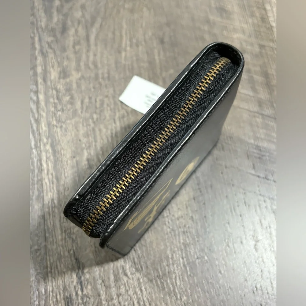 NEW | COMME des GARCONS Luxury Leather Zip Around Mens Wallet